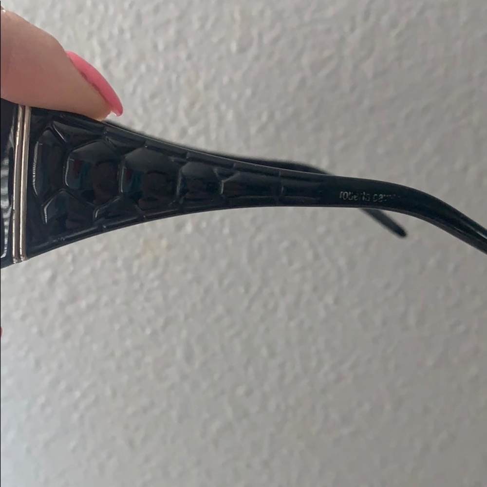 Sunglasses - Picture 3 of 8